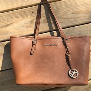 Michael Kors tote Authentic
